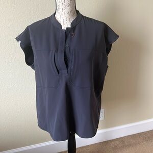 Figs Technical Collection modern boxy scrub top front chest pockets
